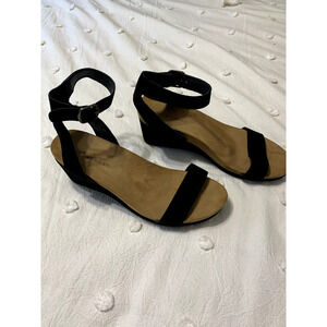 Lucky Brand Kanoa Sandals 9M Womens Black Platform Wedge Strappy Leather 40
